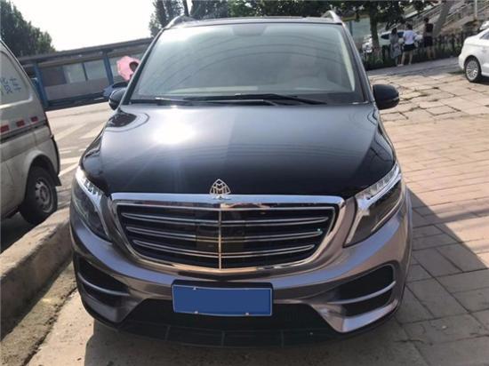 奔驰威霆改装7座高顶商务车,秉承了梅赛德斯-奔驰百年的优良传统 外在