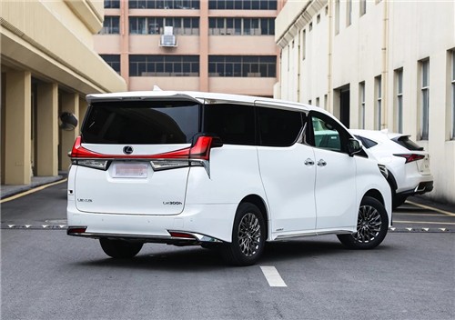 商务车全新雷克萨斯lm300h四座现车价格