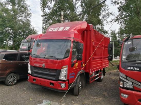 北京豪沃高栏4米2货车价格中国重汽