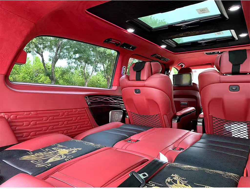 成都威霆改v260款包围大红炫酷内饰