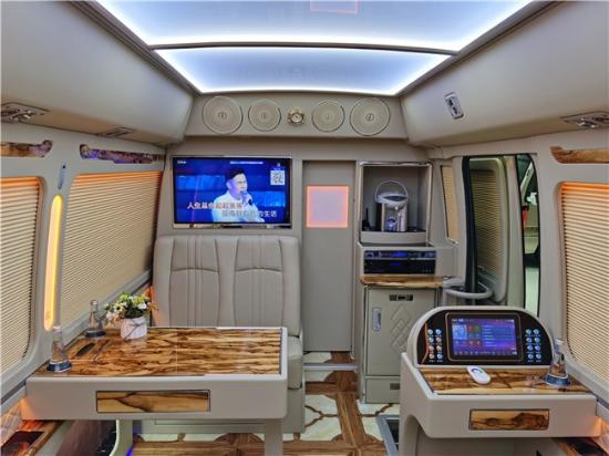 丰田考斯特12座中巴车办公室和活动需求