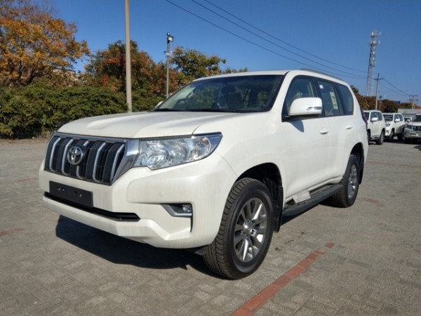 20款中东丰田塞纳4000火爆促销库存告急