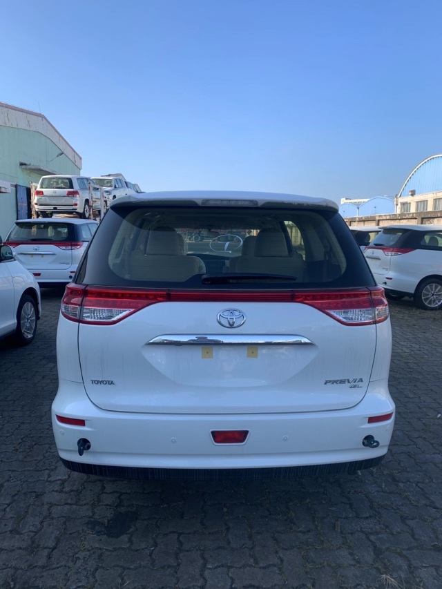 19款丰田霸王普瑞维亚价格商旅头等舱