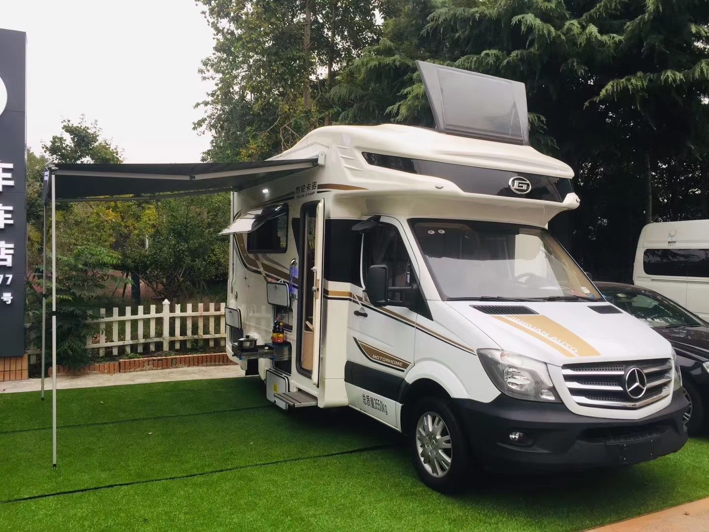 国内最后一台金冠布伦卡诺324德式房车