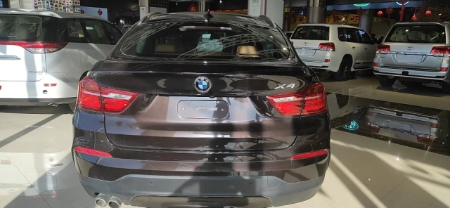 16款宝马x4降价清仓了 包限时抢购中