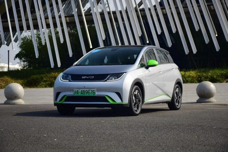 深圳新迪4s店:比亚迪海豚初体验 堪称十万元精品标杆-车讯网