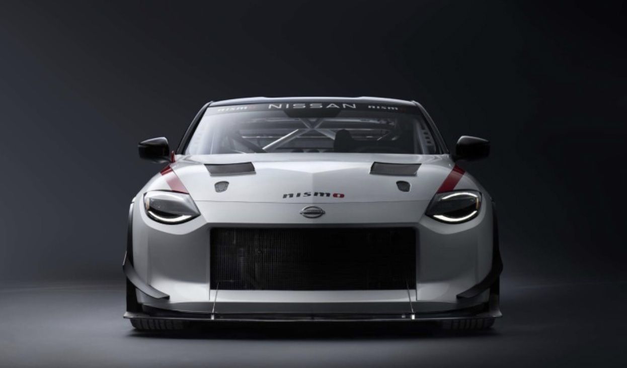 搭载30tv6发动机日产zgt4赛车官图发布