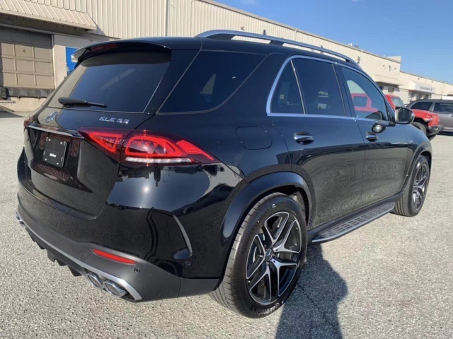 23款奔驰gle53现车价格优惠5万101起步