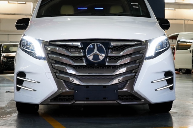 纯进口汽油奔驰metris 商务豪华全国最低超底价36.9万全国上牌