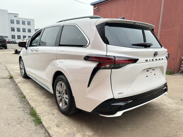 西安丰田塞纳四驱xse高配特价51起售