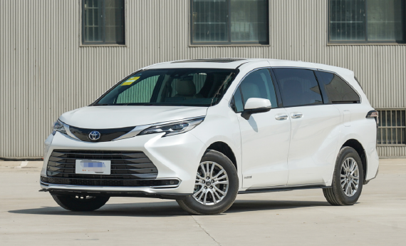 2024款丰田塞纳四驱中配mpv最低报价