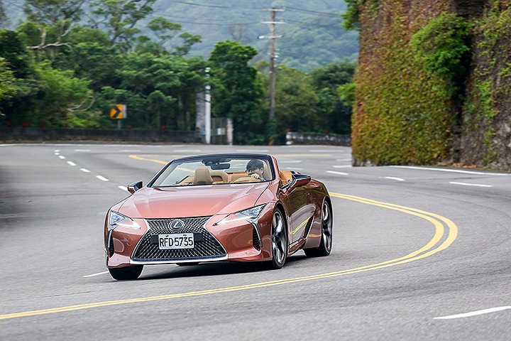 最美敞篷gt跑车雷克萨斯小改款lc再次诠释