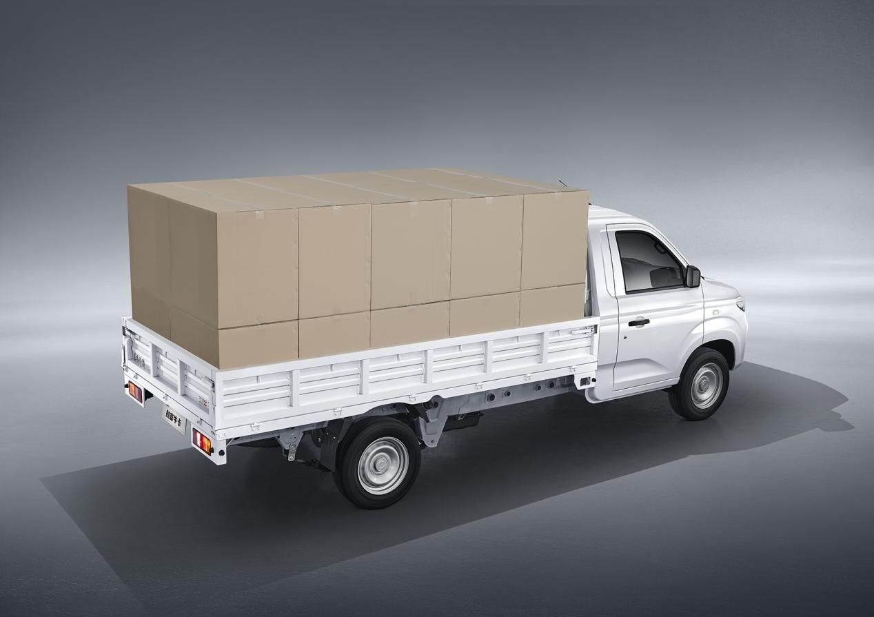 创富牛卡多拉快跑孙越力荐宽适重载新卡