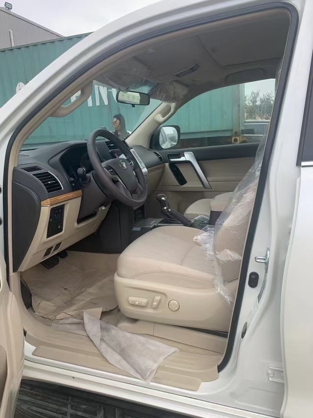 2024款丰田霸道4000vx底挂现车报价引领suv豪华越野