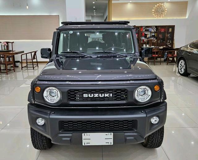 23款吉姆尼1.5l现车手续齐越野界搅屎棍手动最低21万起