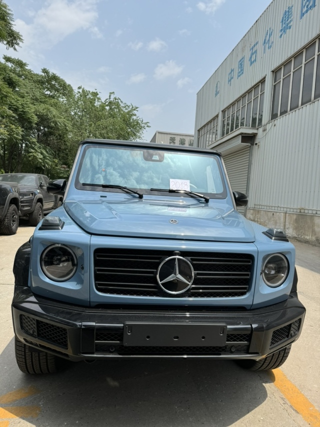 2024款奔驰g400d 柴油3.0t 现车落地多少钱 参数配置报价